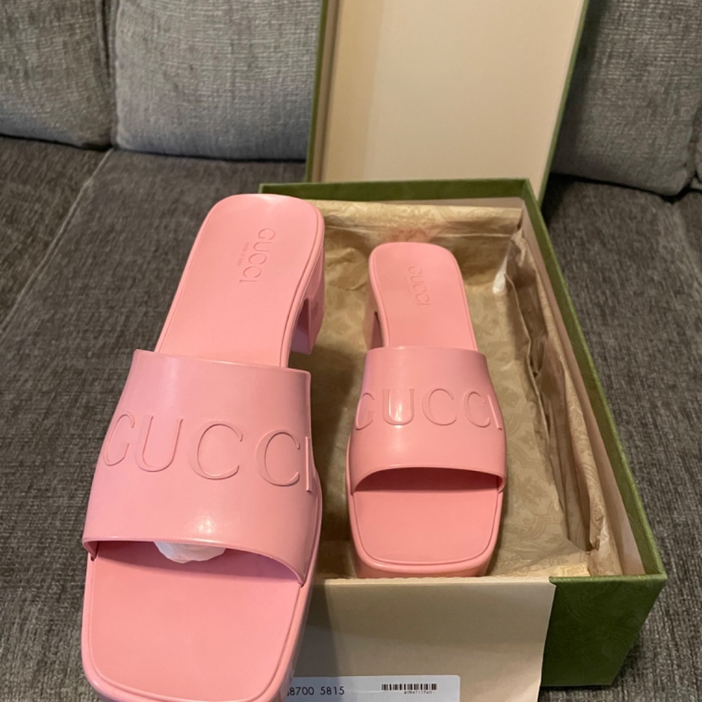 Gucci Sandals - Picture 2 of 6